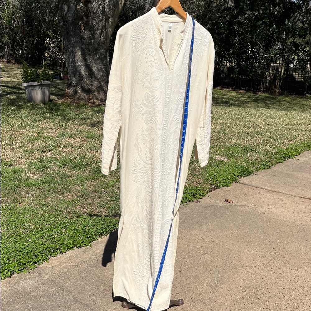 Artis Cream Maxi Tunic with Intricate Pattern embroidery